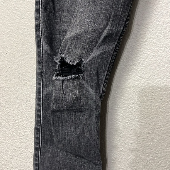 Abercrombie and Fitch Curve Love Skinny Ankle High Rise Jeans - Picture 5 of 15